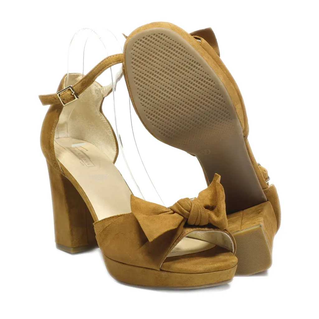 5Th Avenue High-Heel Sandals Suede Brown Colour For Women