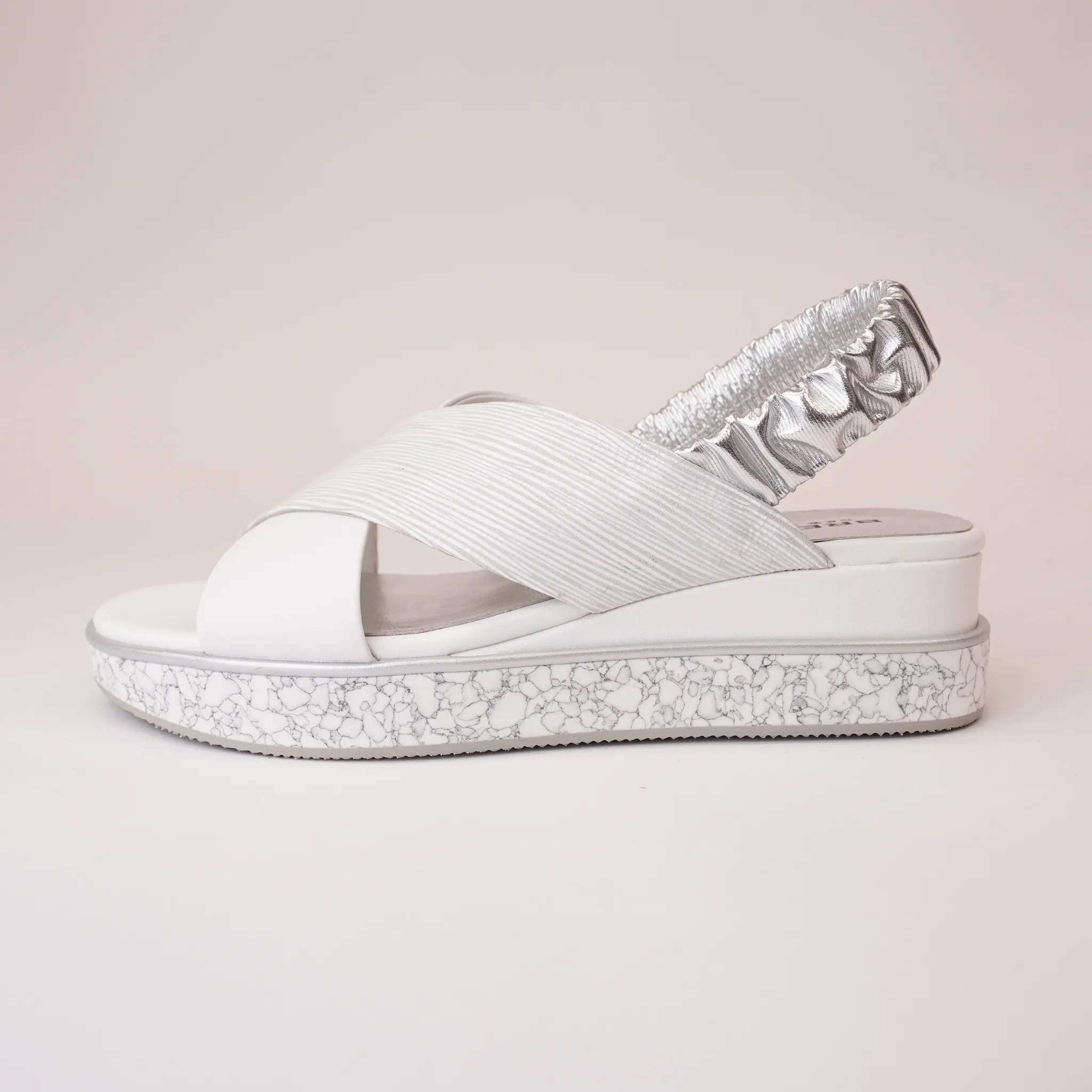 Debacle White/Silver Leather Sandals