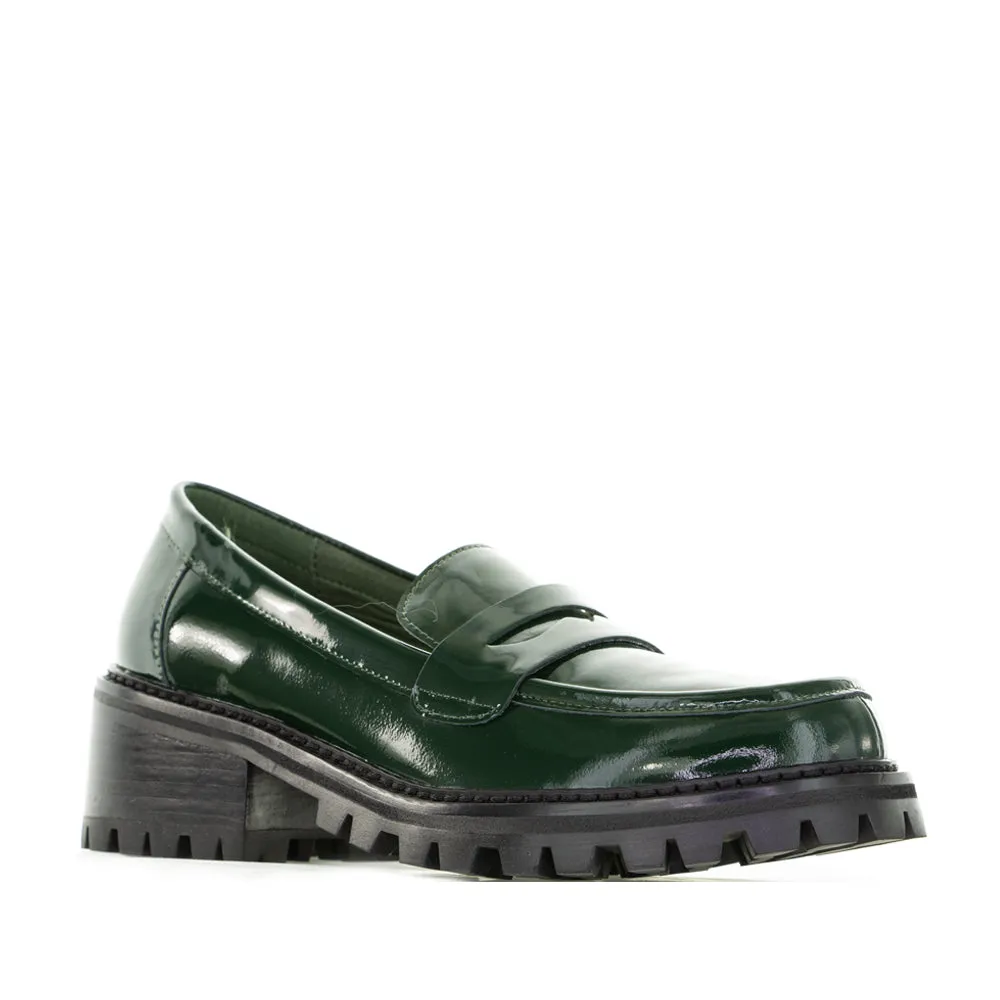 LE SANSA ZOEY BOTTLE GREEN/PATENT