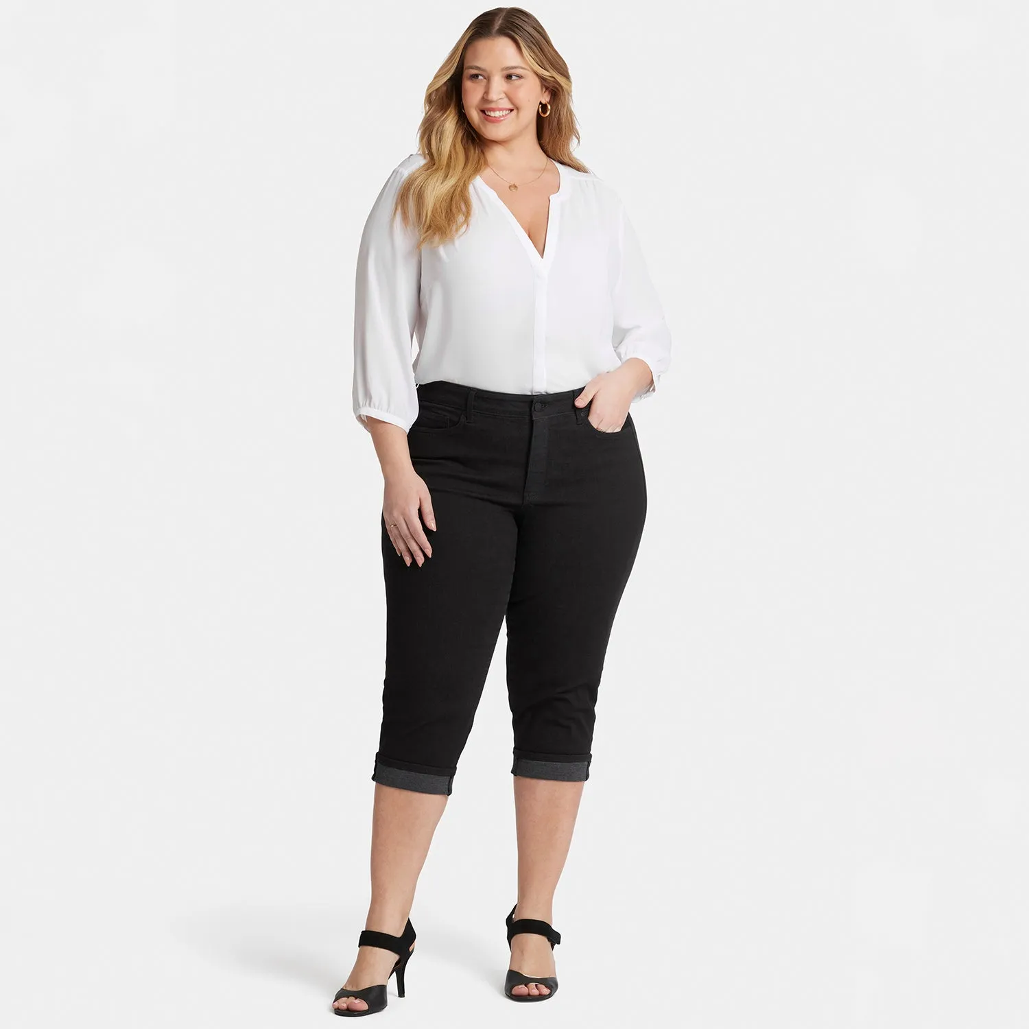 Marilyn Straight Crop Jeans In Plus Size - Black