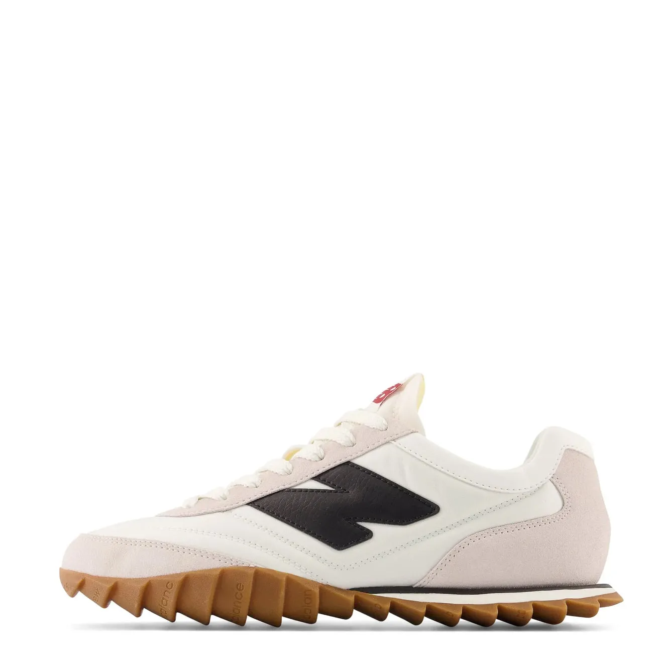 New Balance RC30 Trainer Sea Salt / Black / Crimson