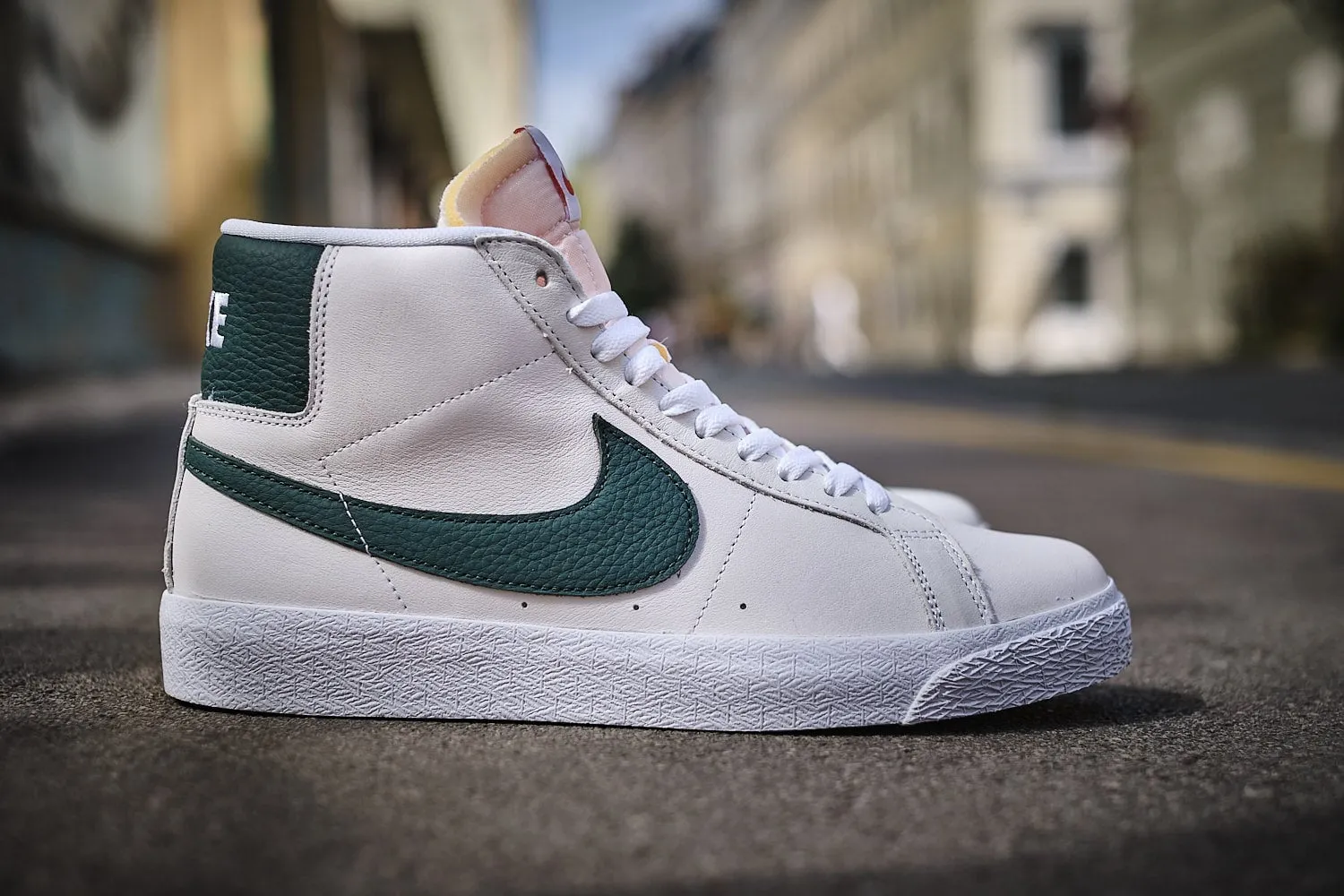 Nike SB Zoom Blazer Mid ISO Sneakers