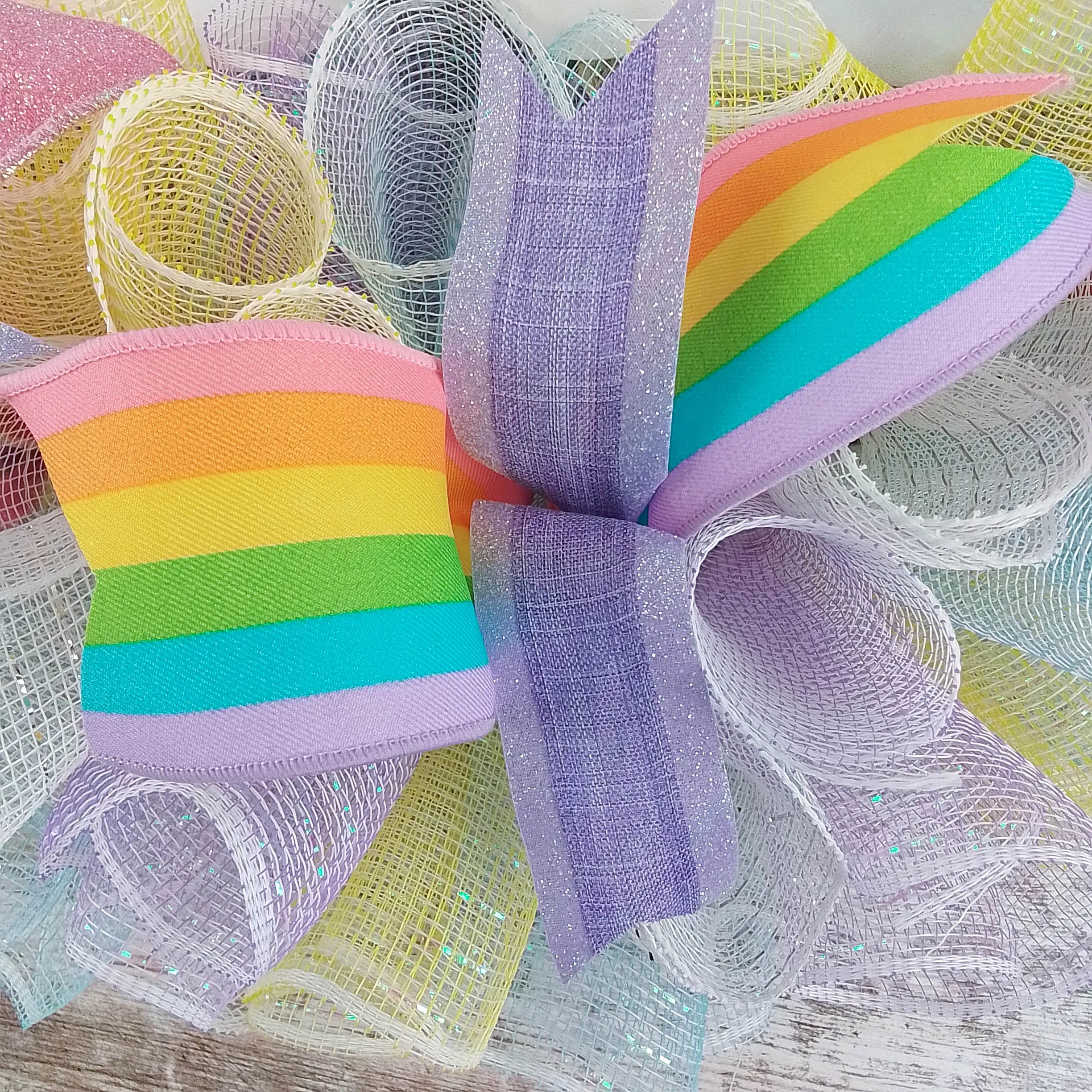 Pastel Rainbow Wreath, Decorative Door Hanger, Cheerful Spring Decoration