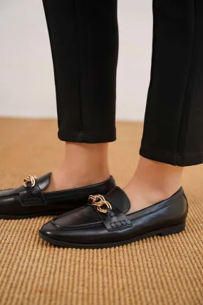 PLAIN CHAIN LOAFERS