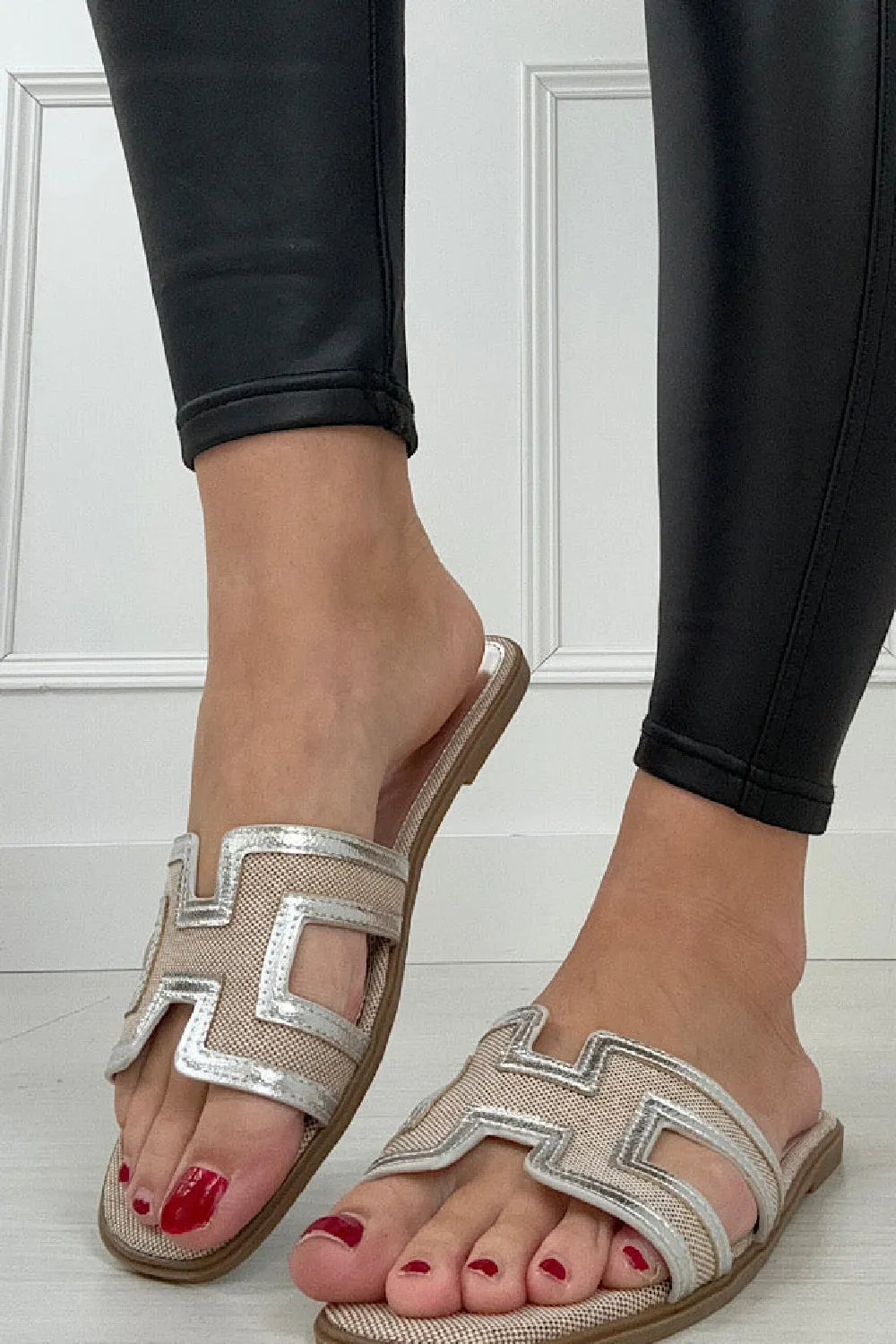 SILVER FAUX LEATHER DESIGNER STRAP SANDALS