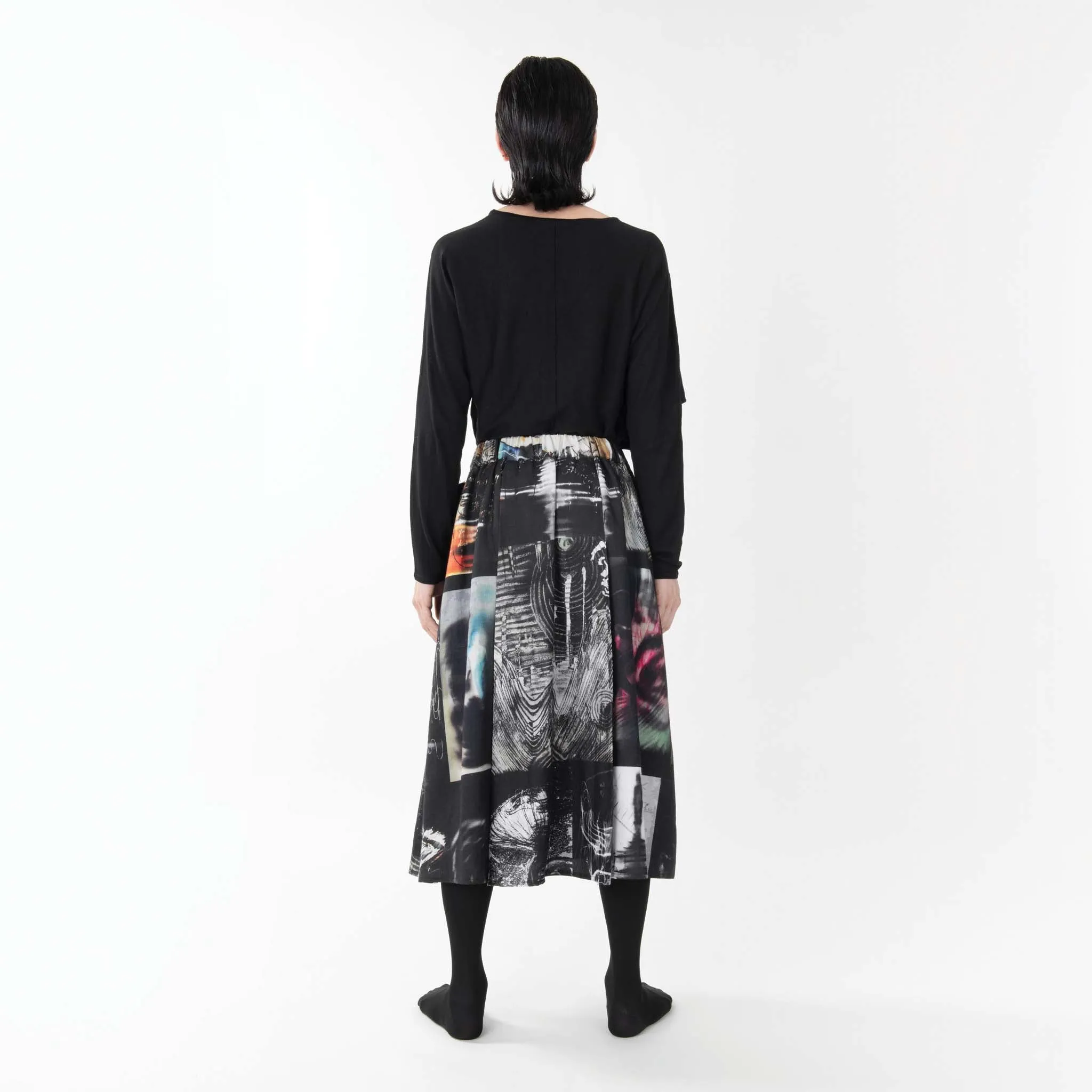 SOUND-WAVE PRINTS SKIRT