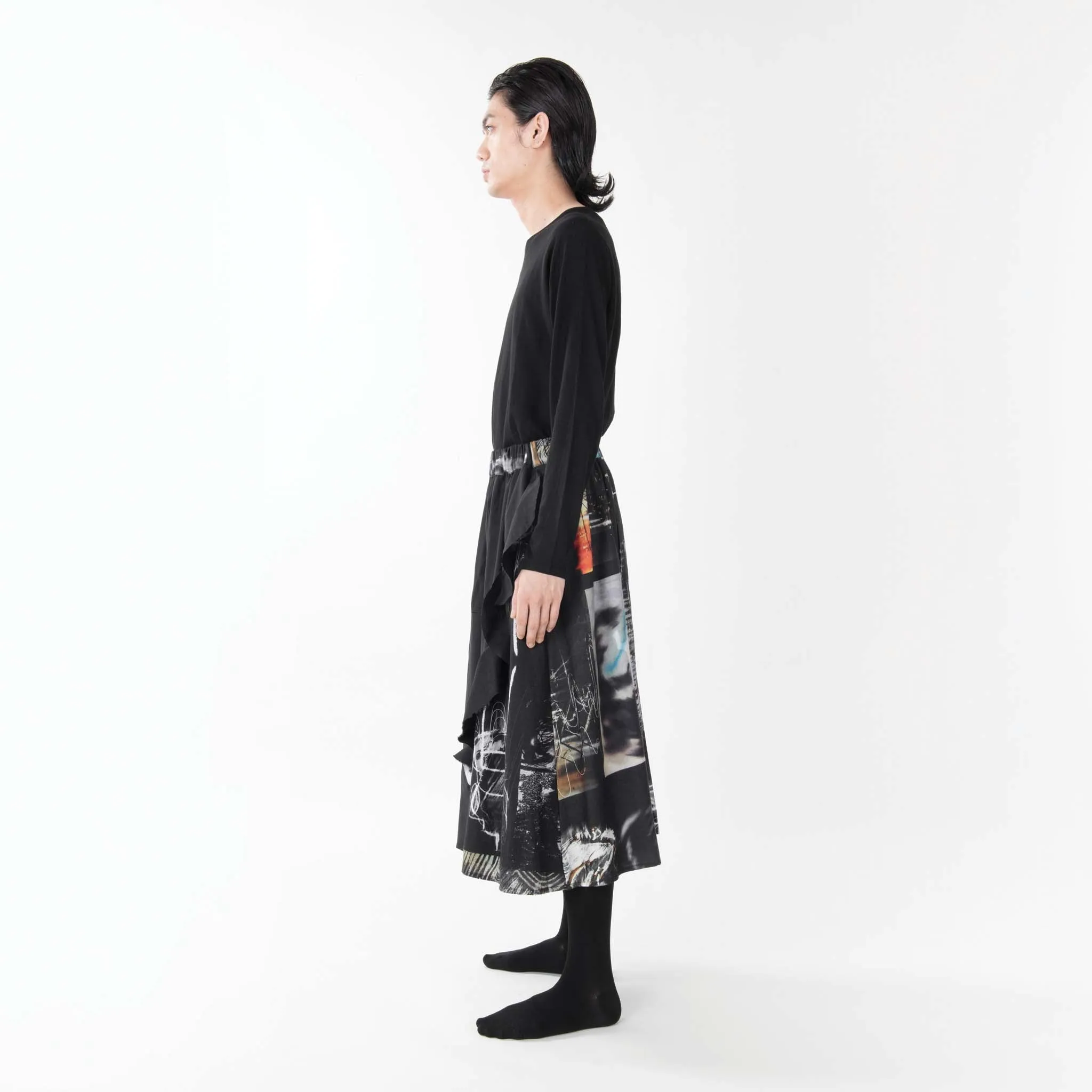 SOUND-WAVE PRINTS SKIRT